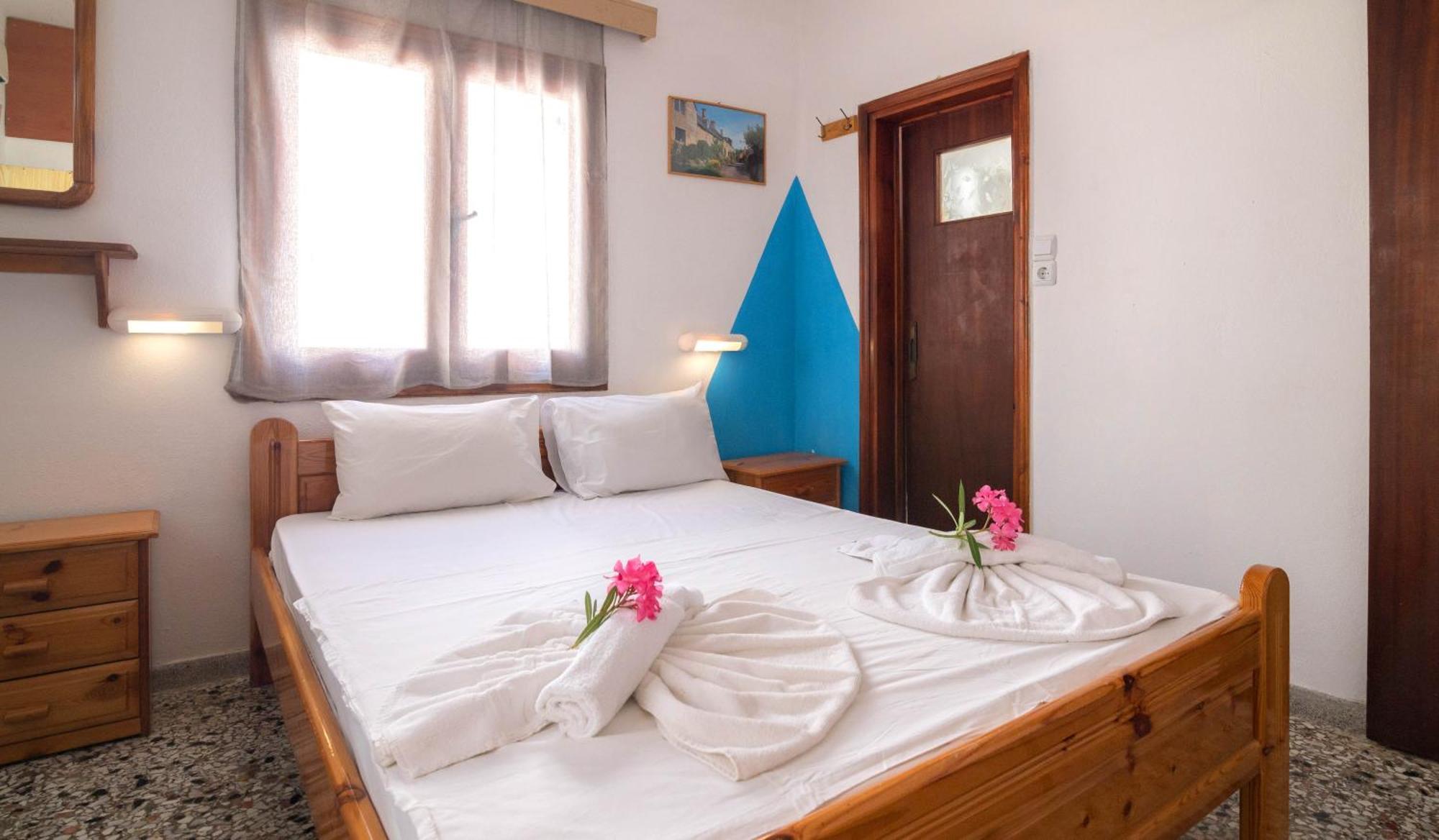 Minoa Sea Rooms Tsoutsouros  Ngoại thất bức ảnh