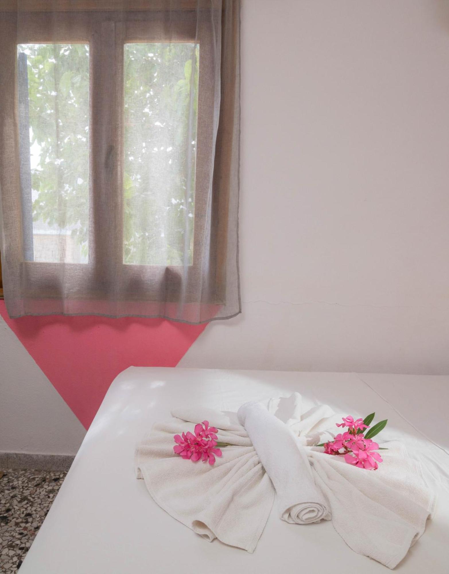 Minoa Sea Rooms Tsoutsouros  Ngoại thất bức ảnh