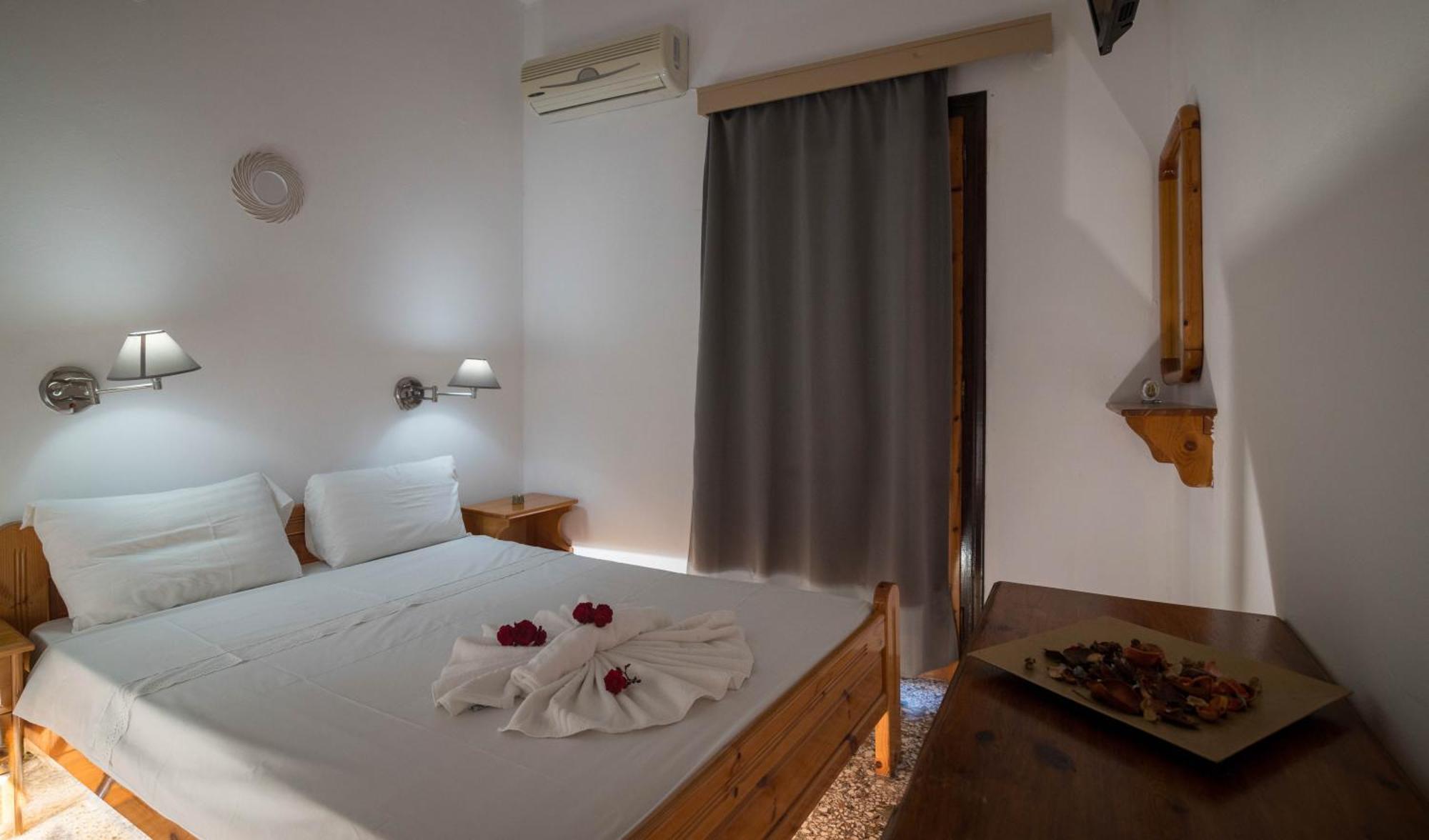 Minoa Sea Rooms Tsoutsouros  Ngoại thất bức ảnh