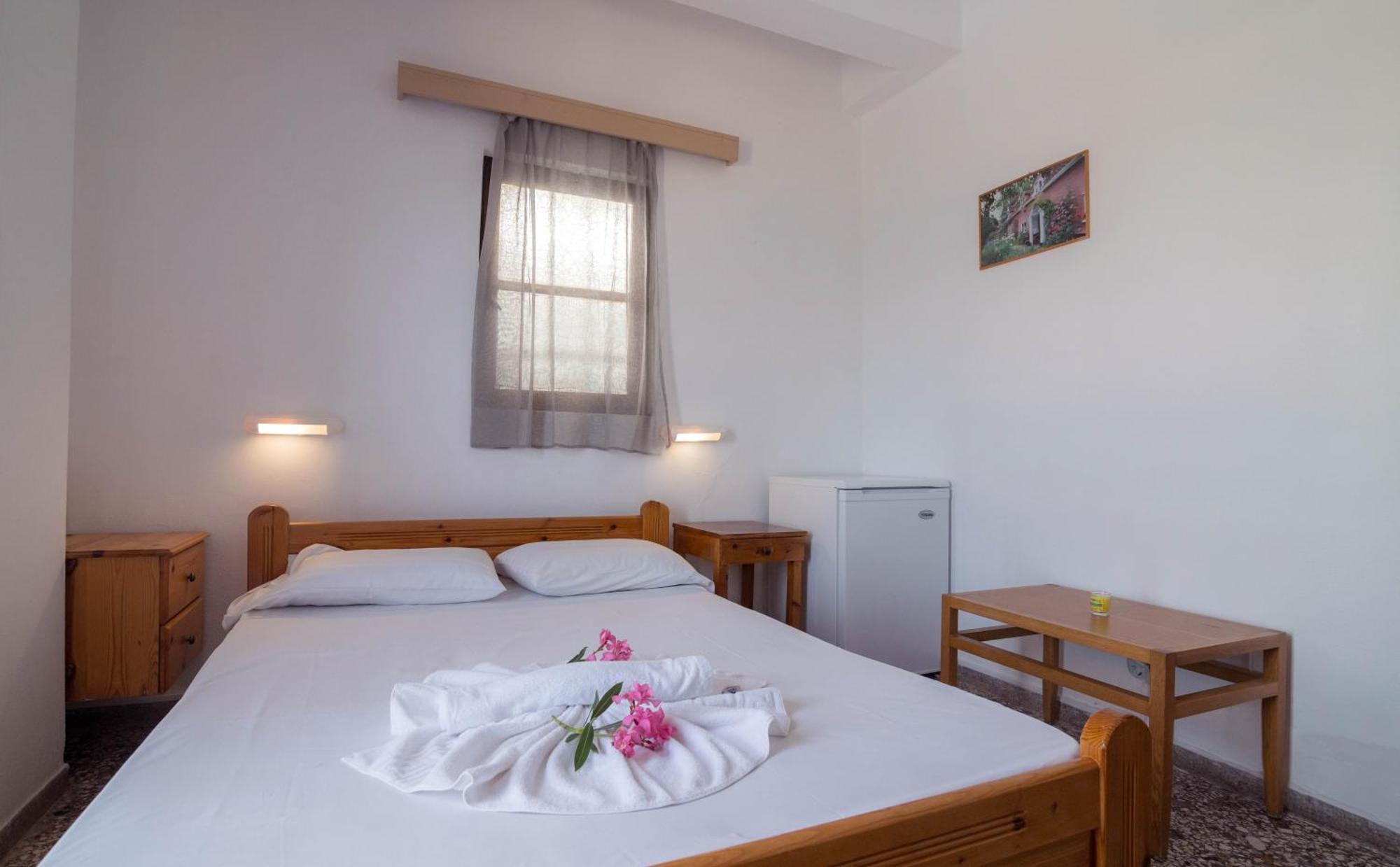 Minoa Sea Rooms Tsoutsouros  Ngoại thất bức ảnh